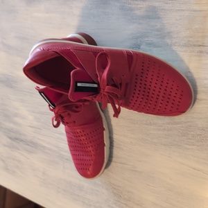 Ecco red sneakers size 40